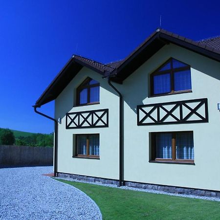 Skipension Jasna Pavčina Lehota Εξωτερικό φωτογραφία