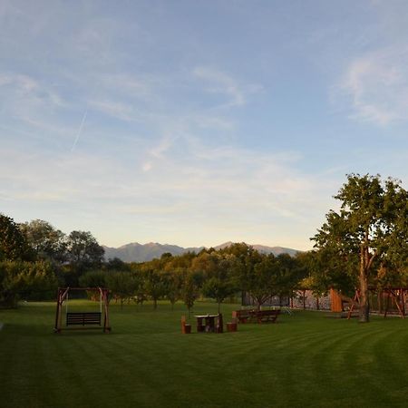 Skipension Jasna Pavčina Lehota Εξωτερικό φωτογραφία